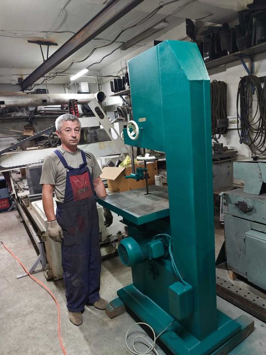 станок ленточнопильный.столярный(ленточный)