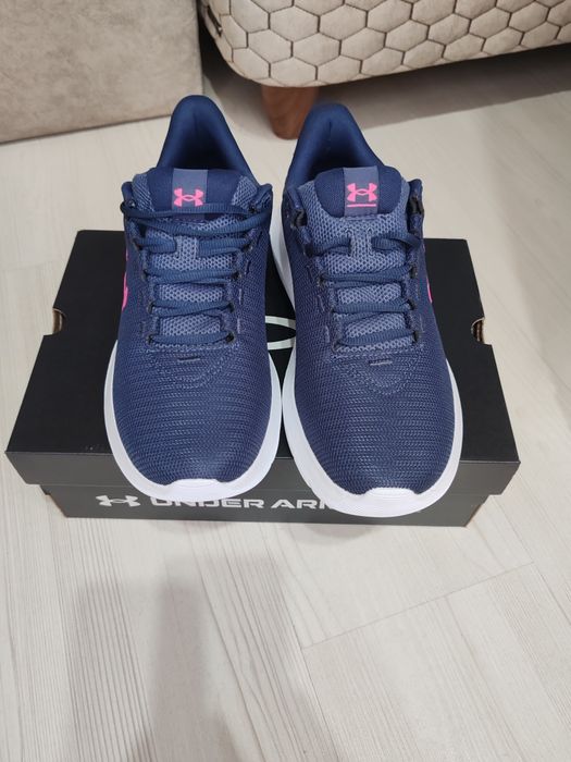 Pantofi sport Under Armour Confort Deluxe  noi