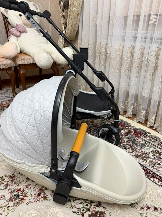 Коляска детская в отличном состояний