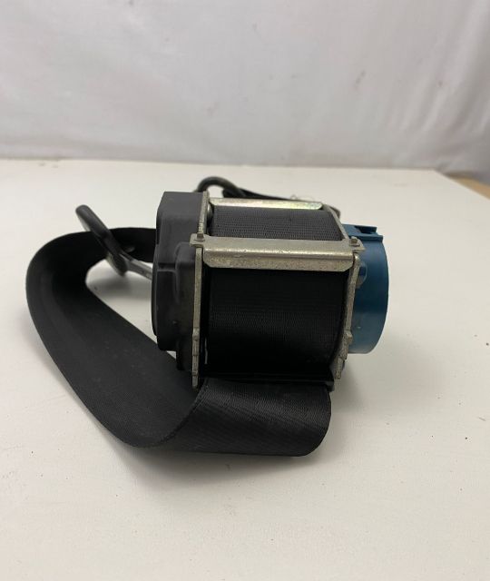 Centura stanga  spate Volkswagen VW Passat B6