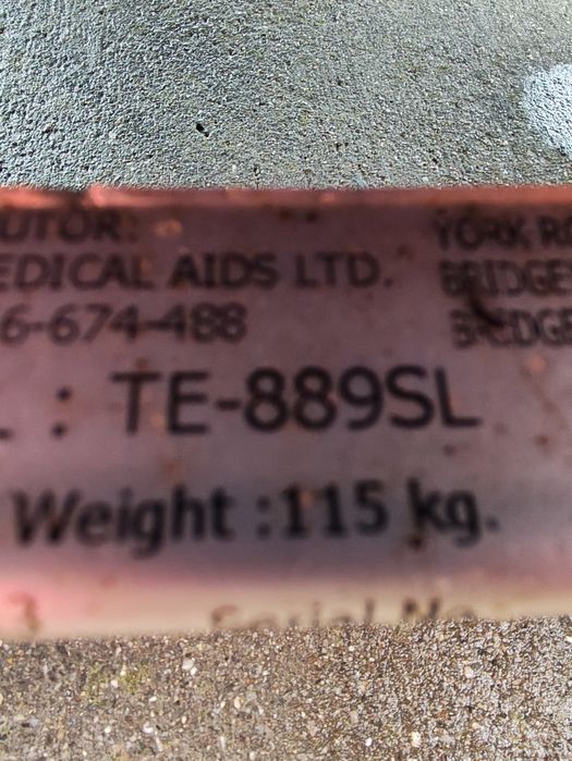 Електрическа количка четириколка