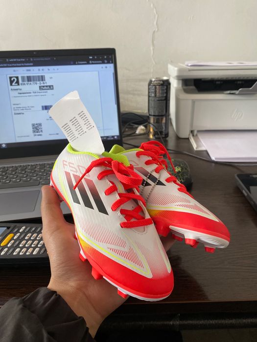 Бутсы новые детские