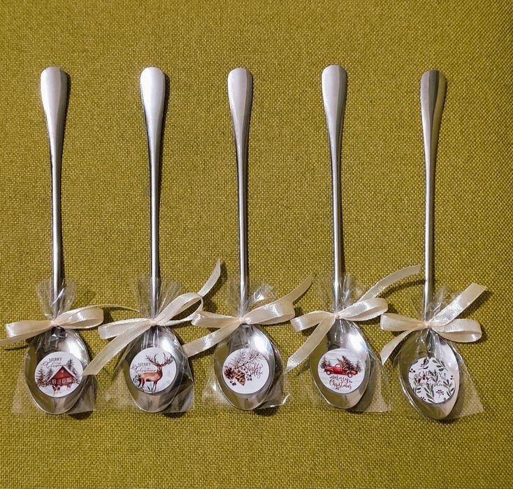 Сърцевиден чайник, Коледни лъжички