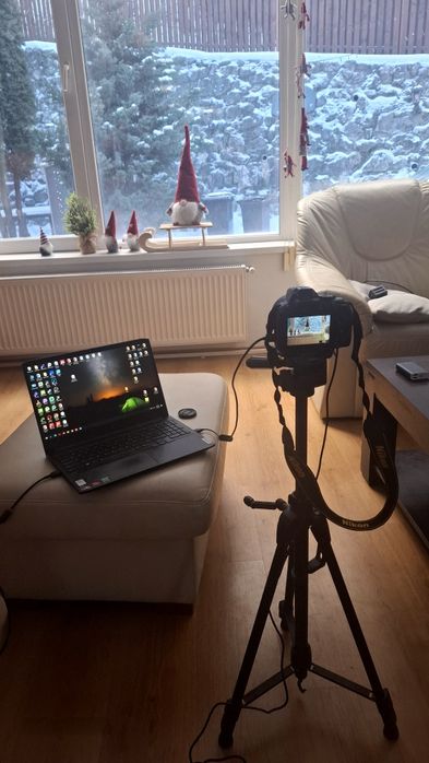 Nikon D5300 + 35mm f1.8 + HDMI capture – setup  live streaming + poze PRO