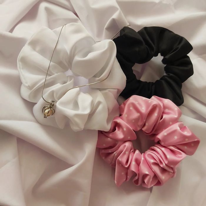 Скрънчита - сатенени