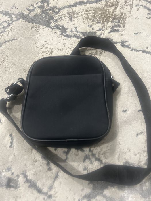 Барсетка Lacoste через плечо