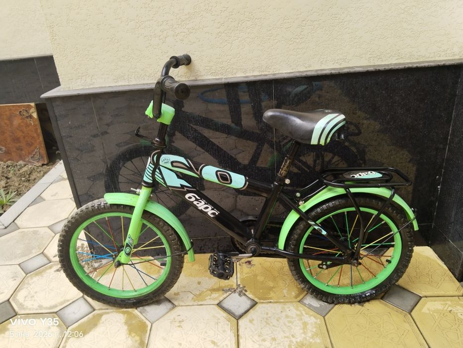 Bolalar velosipedi yaxshi holata