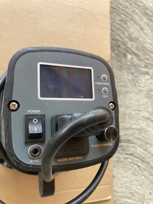 Lampa de studio Profesionala pentru Fotografie Door Smart Light LCD 200 italia