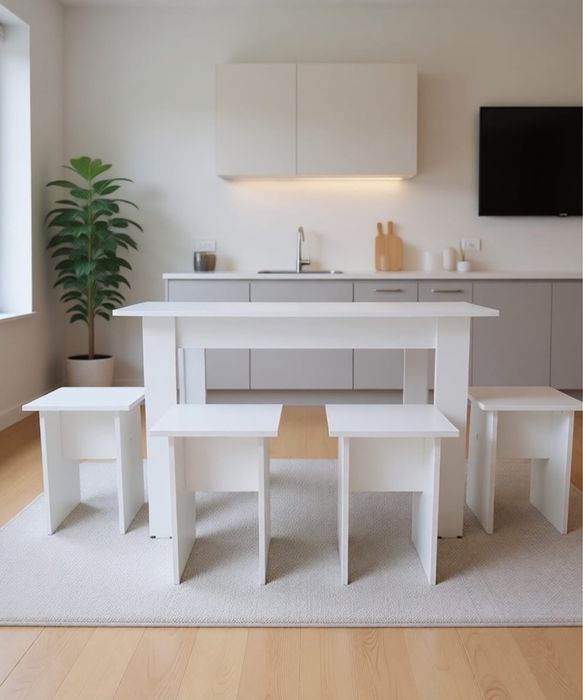 Продам стол со стульями новый ,не подошел по размеру