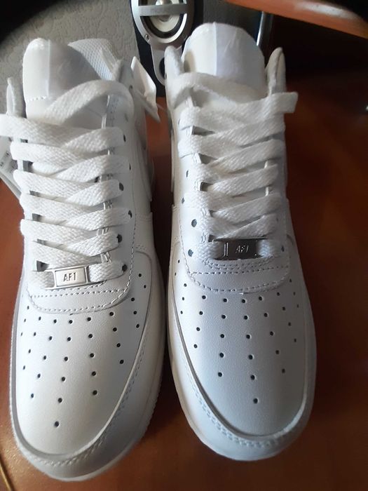 Кроссы Nike Air Force 43р.