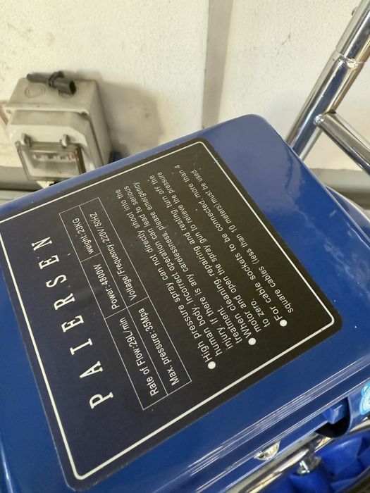 Pompa vopsit zugravit varuit airless 220v 4,9kw pistol furtun diuza