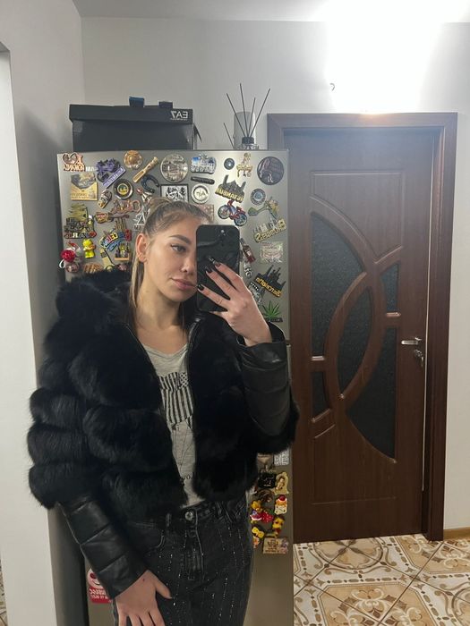 Haina din blana naturala