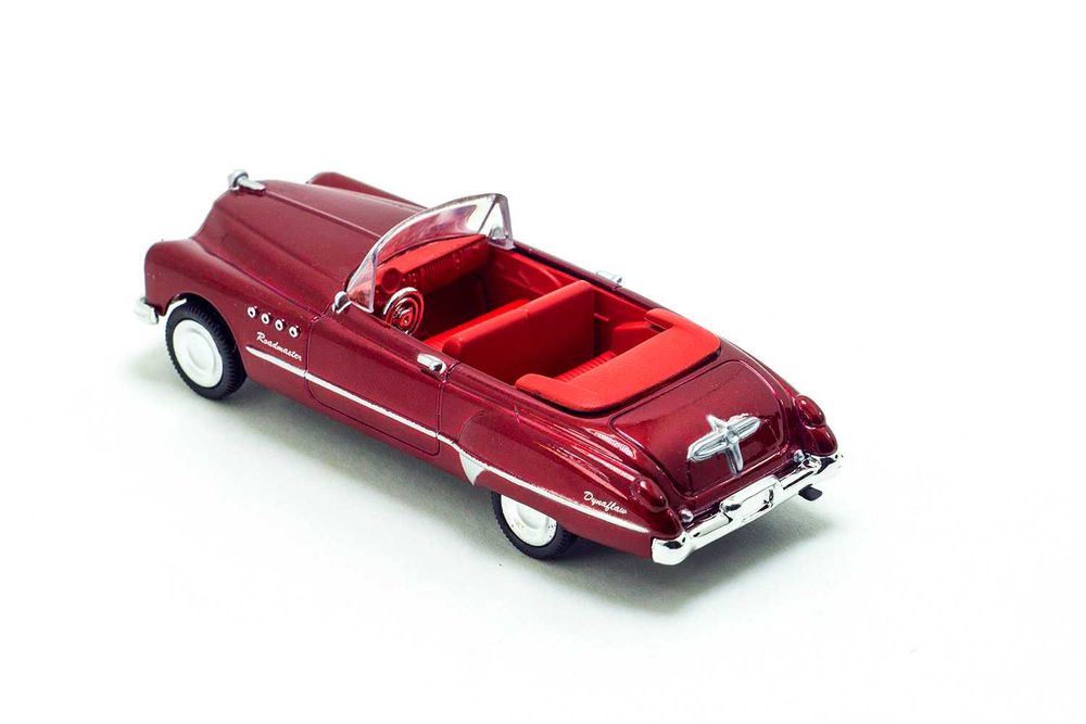 Продам 5 игрушечных машинок, иномарок, б.у. состояние разное