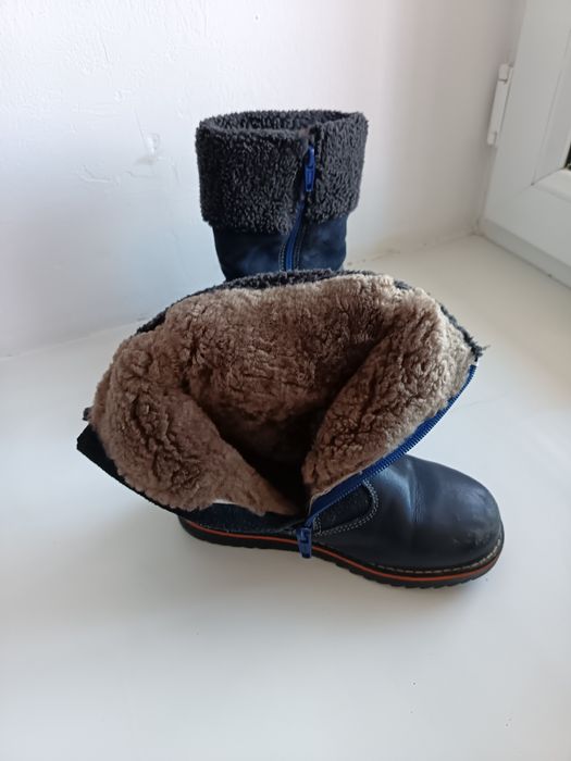 Продам детские зимние сапошки