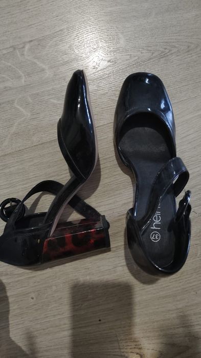 Кроссы,  балетки, слипоны