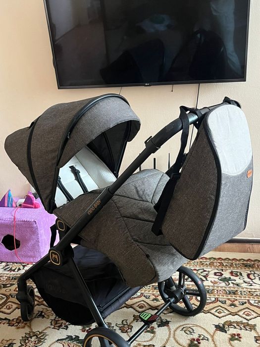 Продам коляску ining baby