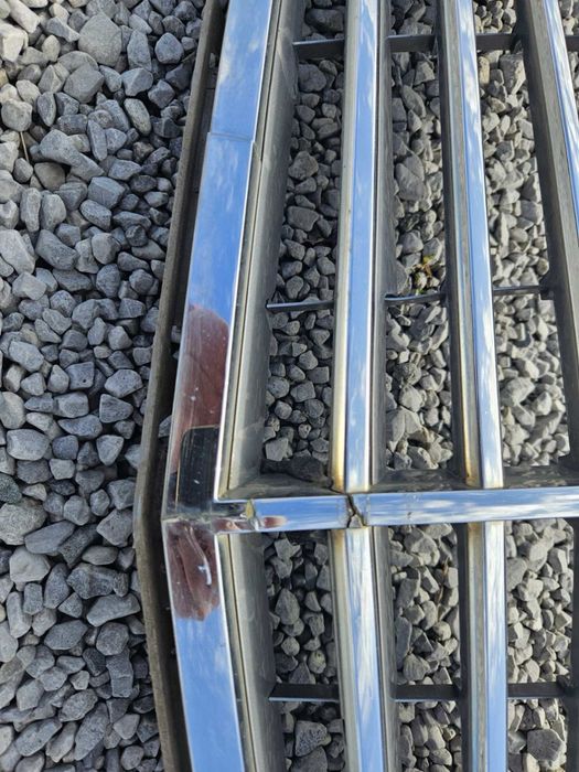 Решетка Мерцедес W204