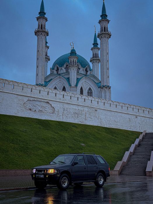Opel frontera A 2.4i