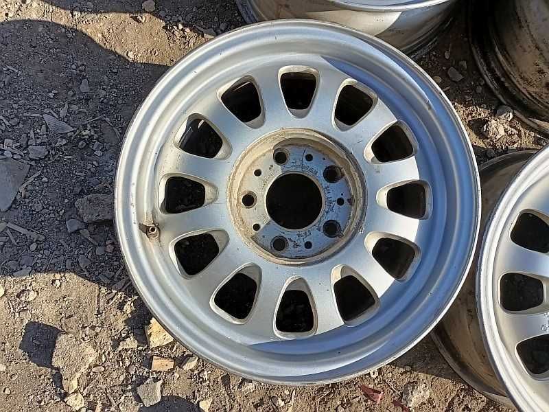Продам оригинальные легкосплавные диски "31 стиль" на БМВ 5 е39