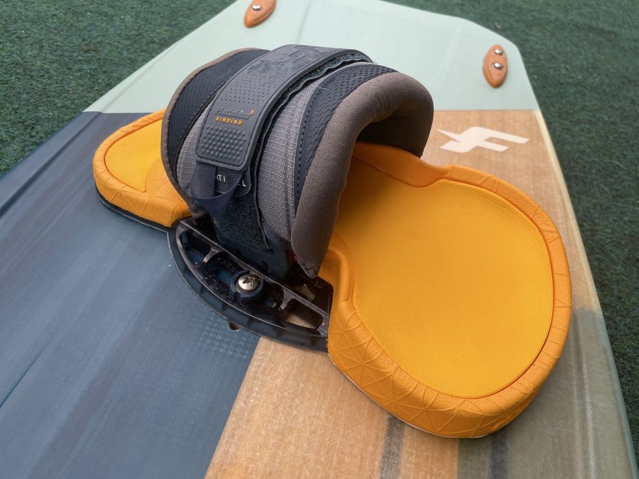 Кайт дъска - F-ONE TRAX HRD Lite Tech , 137см