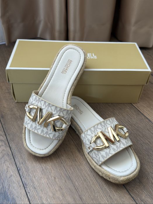 Дамски чехли Michael Kors