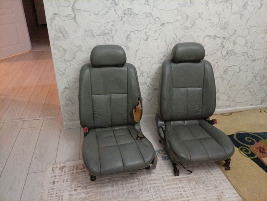 Продам сиденье от Nissan