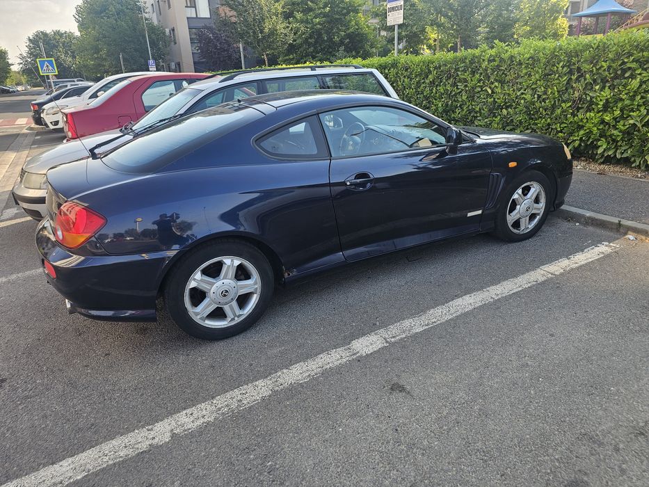 Vând Hyundai Coupe