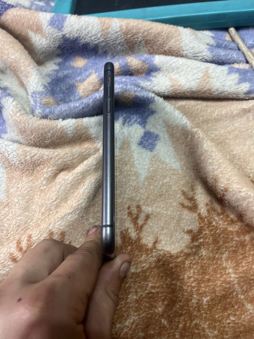 Продам iphone 11