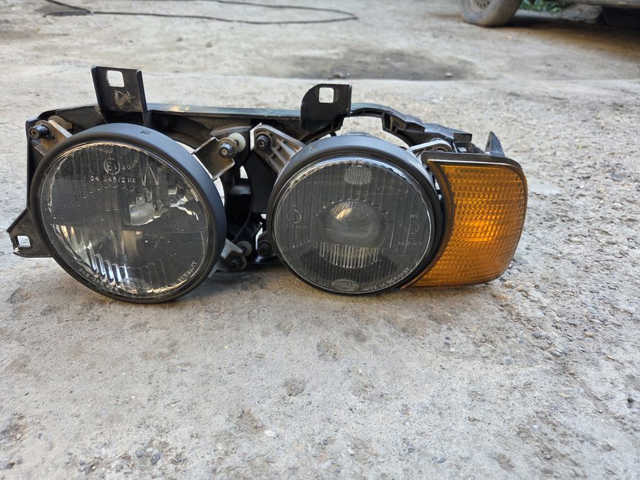 Фары Hella Black на BMW e34