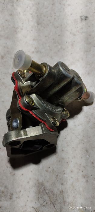 Насос бензиновый