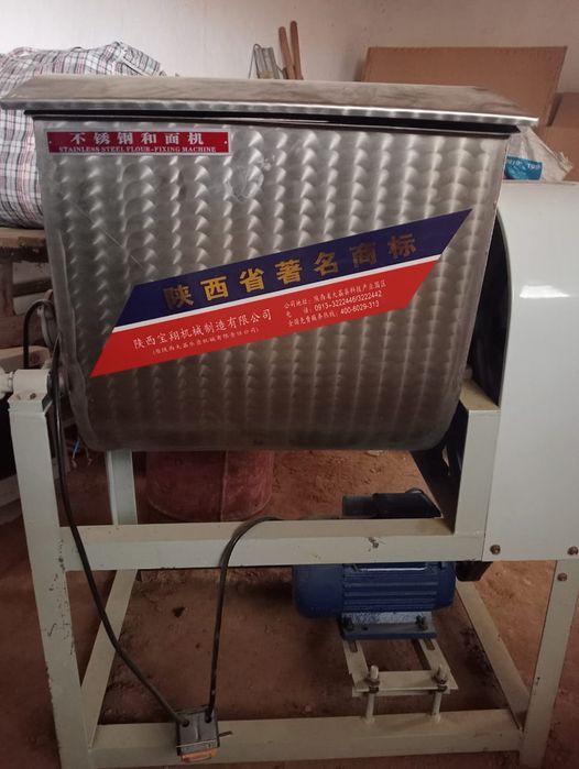 Печь и Тестомес .