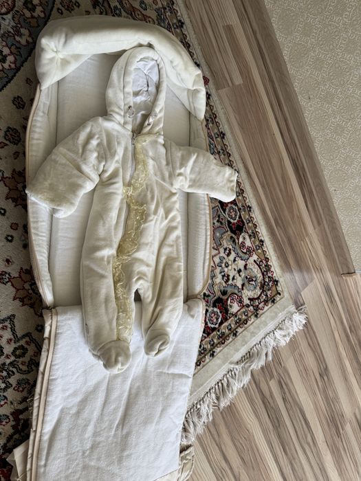 Продам детский конверт на выписку