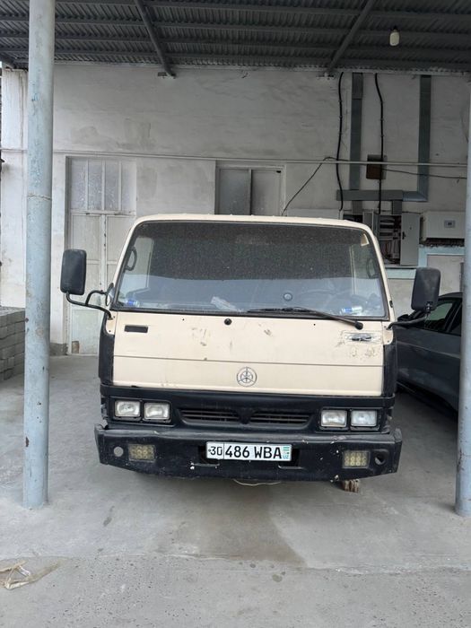 Hyundai mighty gruzovoy yuk moshina