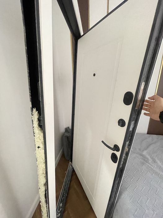 Дверь металическая 200/90