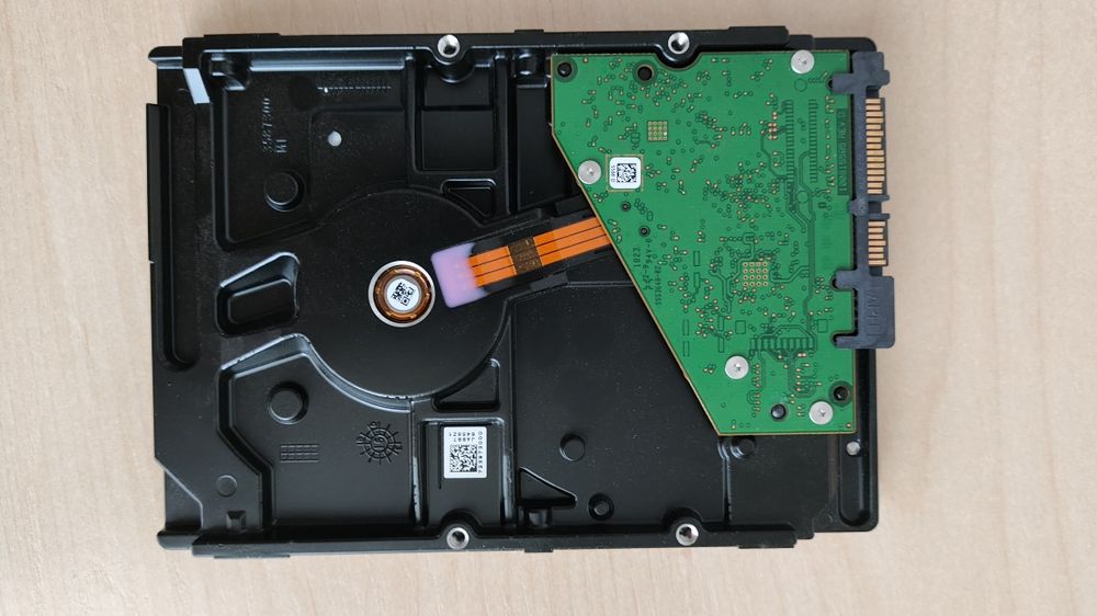 Жёсткий диск 2 террабайта