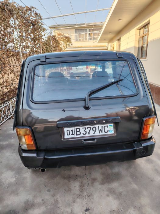 Продаю Нива 2121