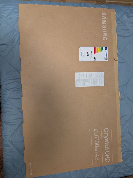 Led 4K SAMSUNG diagonala 108cm