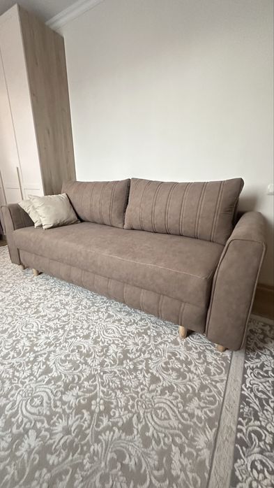 Продаю новый большой диван