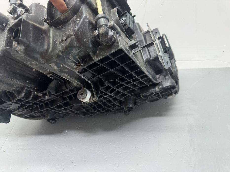 Far bmw G70 seria i7 full led adaptive 2023-2025 stanga