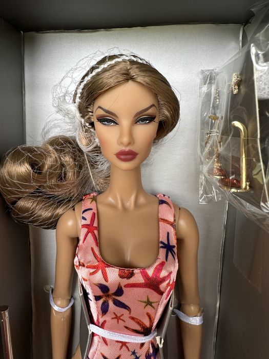 Кукла Integrity Toys. Bombshell Beach. Natalia Fatale.