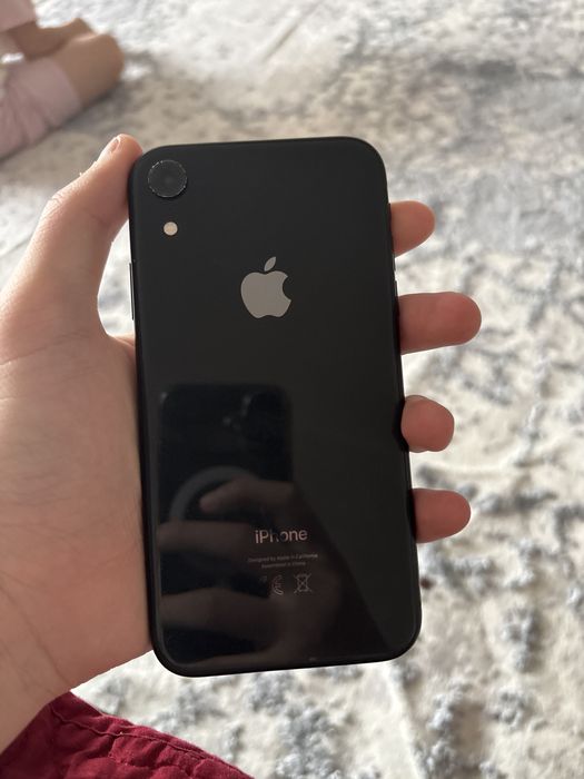 Продам айфон хр в хорошем состоянии обмен можно на любой телефон