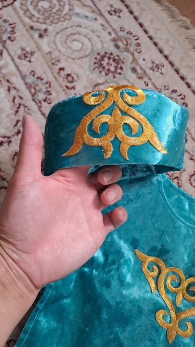 Продам национальный костюм