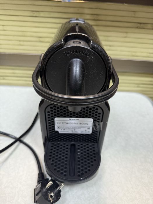 Кафемашина Nespresso Inissia