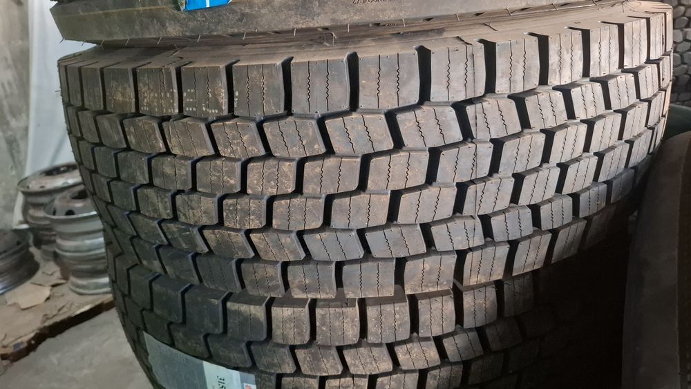 385 65 R22.5  24sloy dubl coin