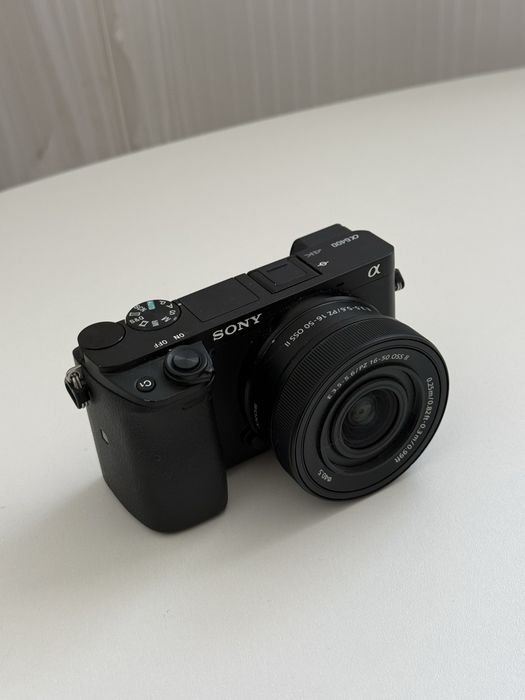 Камера Sony a6400