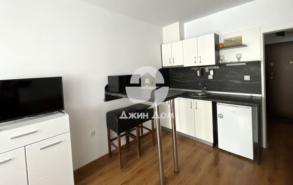 Продава се Едностаен апартамент в Поморие - 38 кв.м за 1869 €/кв.м - Снимка #3