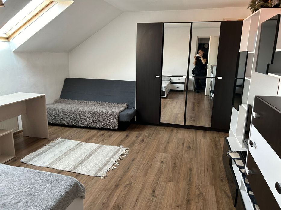 Inchiriez apartament cu o camera