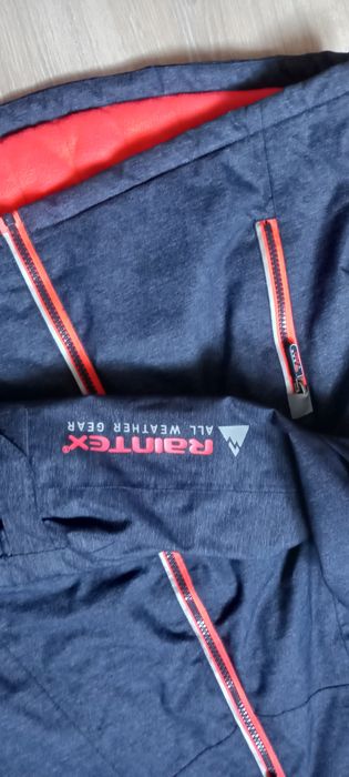 Vanzare geaca dama impermeabila