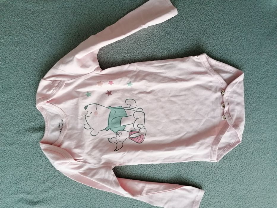 Чисто нови 2бр боди и гащиризон размер 74-80см.