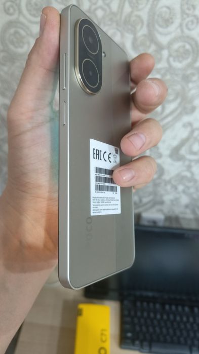 Смартфон Poco C71